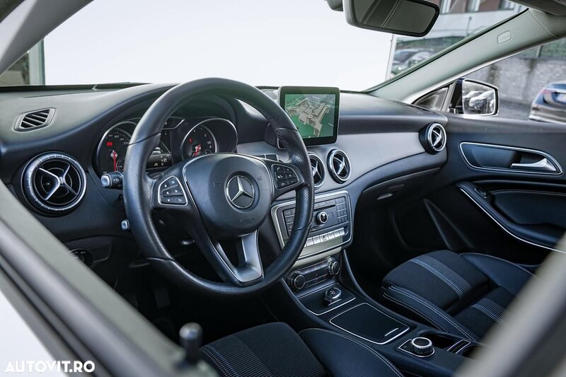 Mercedes-Benz CLA 200